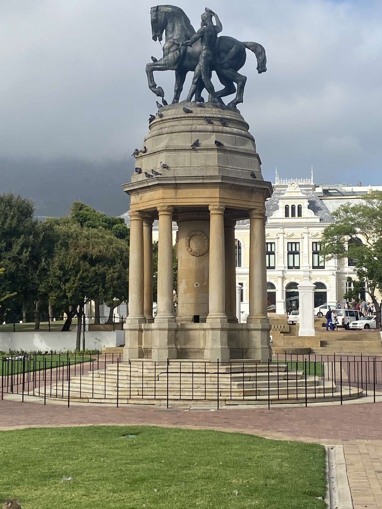 received_649472584156183